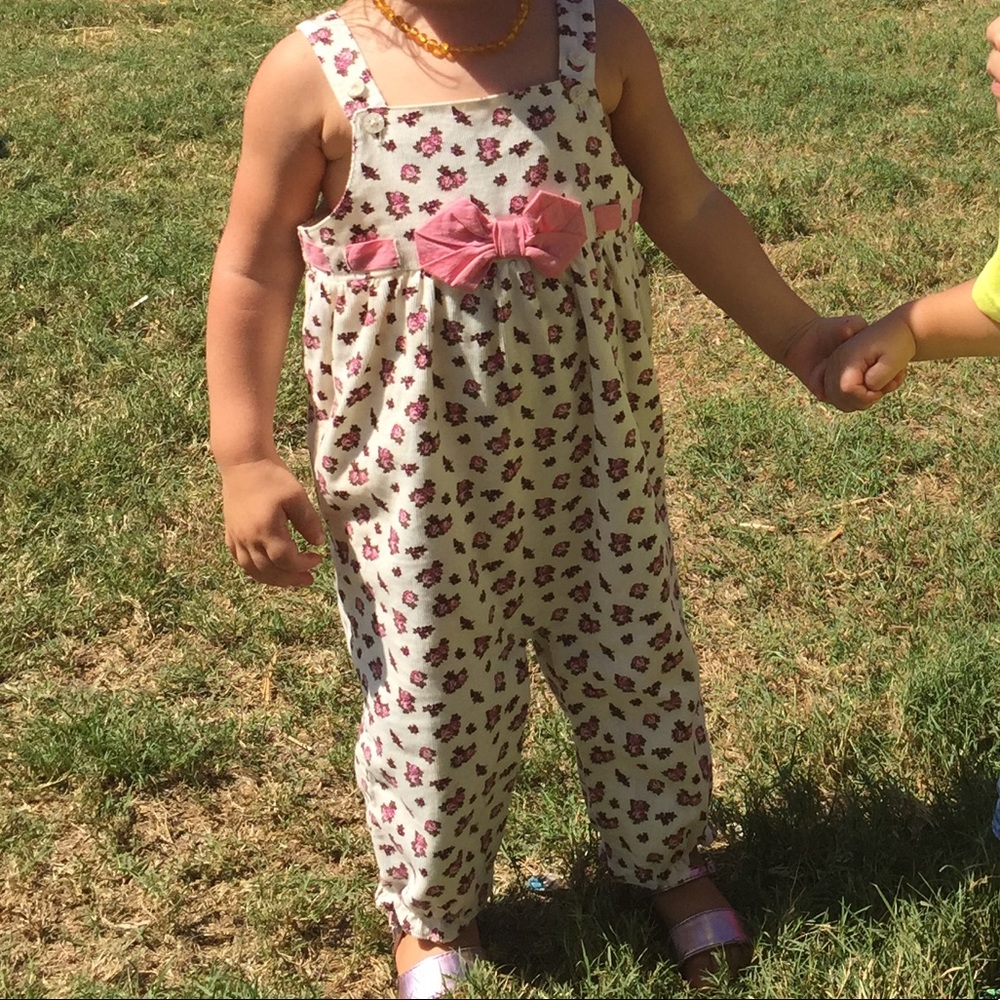 Super cute Janie & Jack jumpsuit